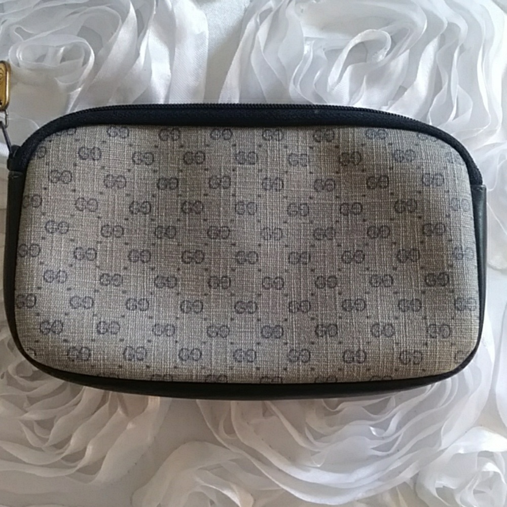 GUCCI~GG MINI BAG - Picture 4 of 8